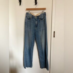 Rag & Bone Featherweight jeans. Soft denim, relaxed fit. Size 28, true to size
